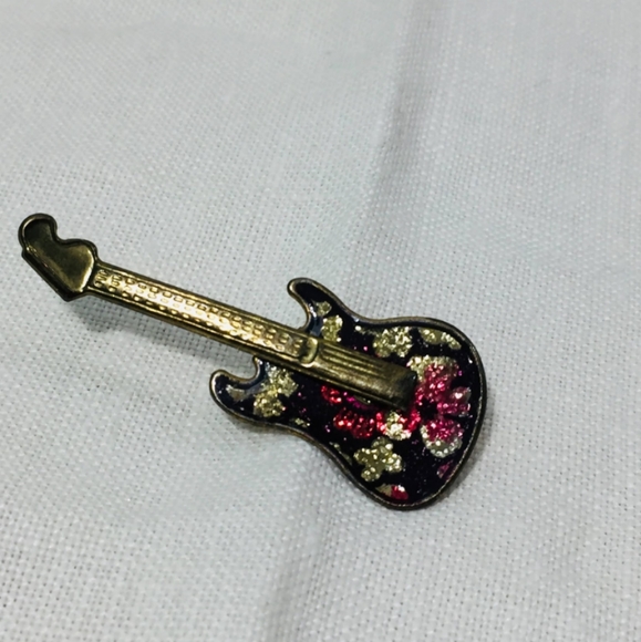 ❌ SOLD ❌Vintage, Guitar Brooch circa 1979. - Picture 4 of 9